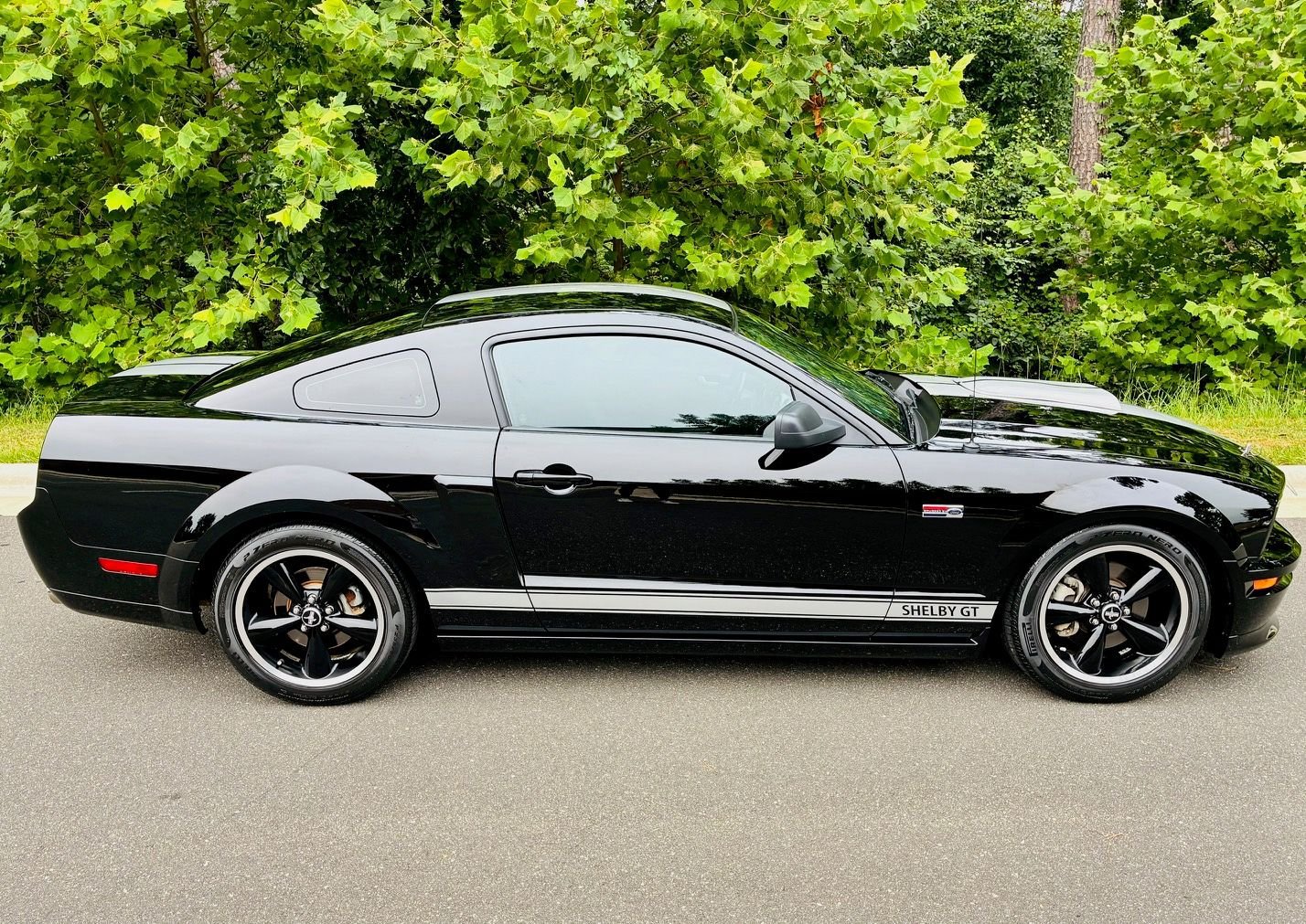 Used 2007 Ford Mustang GT RWD image 10