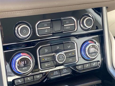 Used 2021 GMC Yukon Denali image 26
