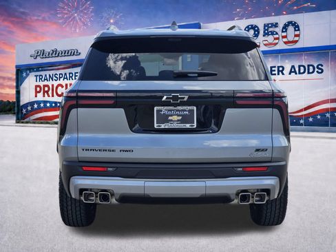 New 2026 Chevrolet Traverse Z71 w/ Driver Confidence Package AWD/4WD image 8