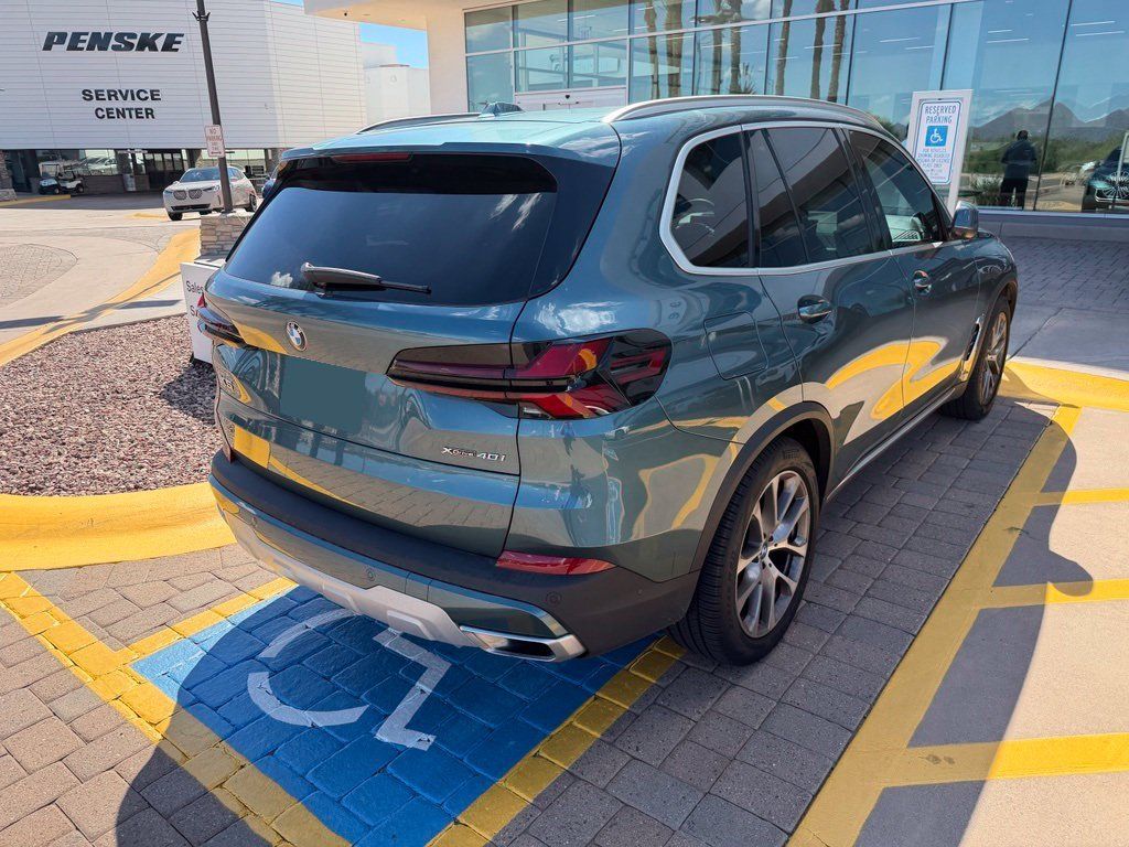 Certified 2024 BMW X5 xDrive40i w/ Executive Package AWD/4WD image 4