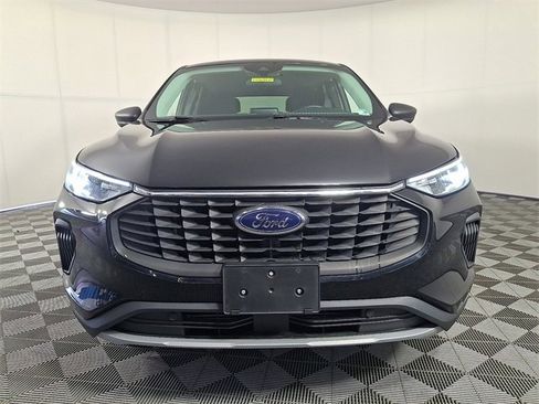 Used 2023 Ford Escape Active image 5