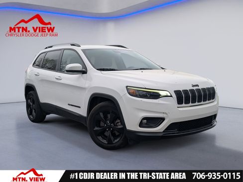 Used 2020 Jeep Cherokee Latitude Plus image 1