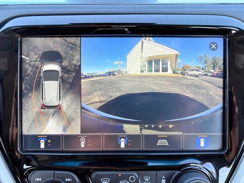 Used 2021 Chevrolet Bolt Premier w/ Infotainment Package image 12