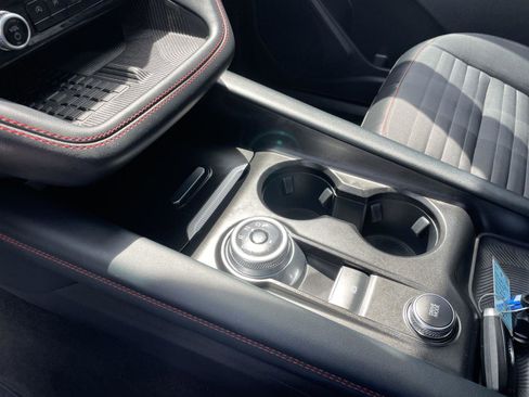 Used 2025 Ford Explorer ST-Line w/ Premium Package image 17