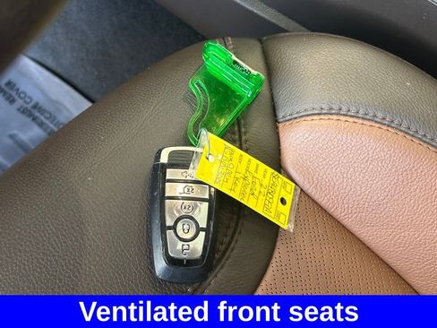 Used 2022 Ford Explorer King Ranch image 44