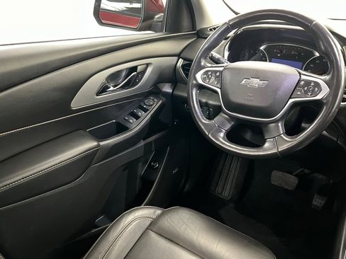 Used 2021 Chevrolet Traverse RS image 12