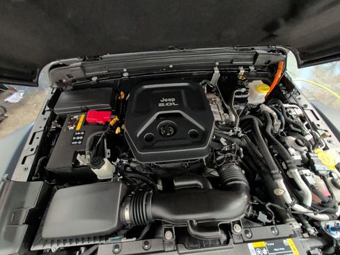 Used 2022 Jeep Wrangler Unlimited Rubicon 4xe w/ Cold Weather Group image 12