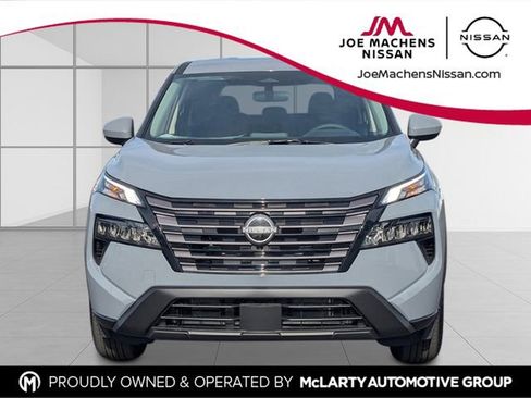 New 2026 Nissan Rogue SV w/ Cold Weather Package AWD/4WD image 9