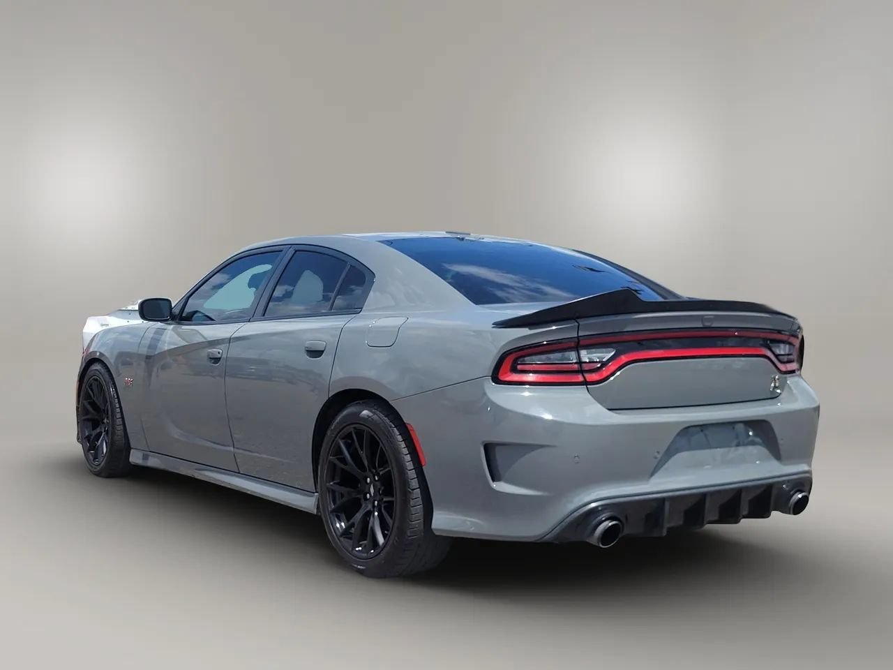 Used 2019 Dodge Charger Scat Pack w/ Dynamics Package RWD image 18
