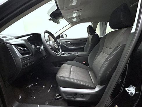 Certified 2024 Nissan Rogue SV image 10