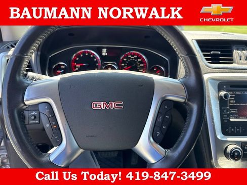 Used 2016 GMC Acadia SLE AWD/4WD image 21