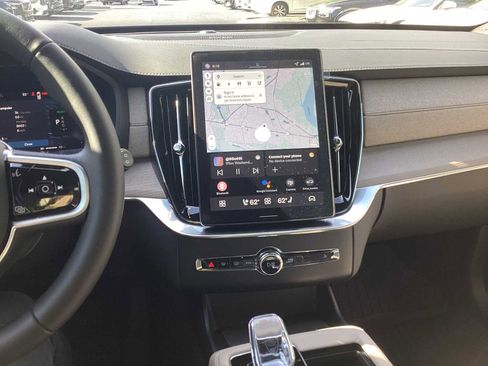 Used 2026 Volvo XC90 T8 Plus w/ Protection Package Premier image 25