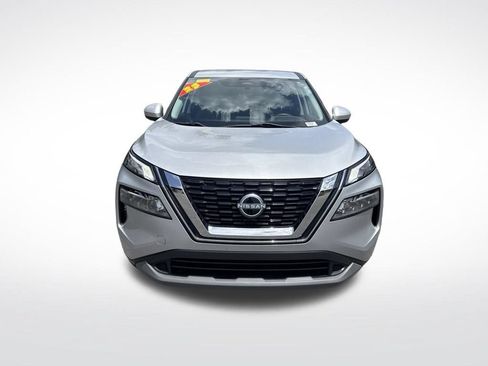 Used 2023 Nissan Rogue SV FWD image 2