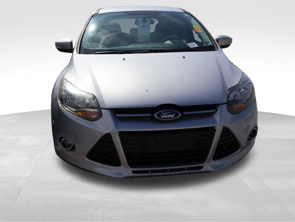 Used 2014 Ford Focus Titanium FWD image 7