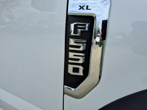 Used 2021 Ford F550 2WD Regular Cab Super Duty image 14