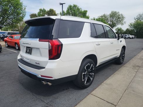 Certified 2025 GMC Yukon Denali w/ Denali Reserve Package AWD/4WD image 8
