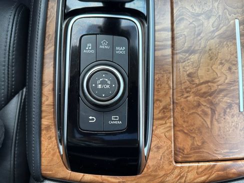 Used 2021 Nissan Armada SL w/ Captain's Chairs Package RWD image 31