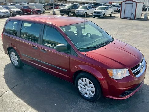 Used 2015 Dodge Grand Caravan American Value Package image 4