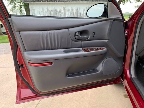 Used 2004 Buick Century Custom FWD image 13