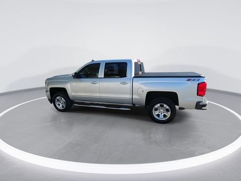 Used 2018 Chevrolet Silverado 1500 LT w/ All Star Edition AWD/4WD image 6