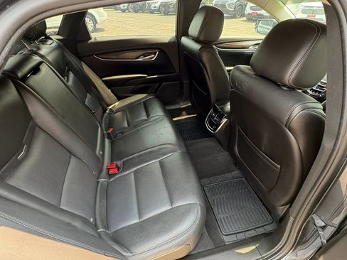 Used 2019 Cadillac XTS Luxury FWD image 32