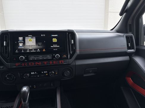 Used 2025 Nissan Frontier PRO-4X w/ Pro Convenience Package AWD/4WD image 21