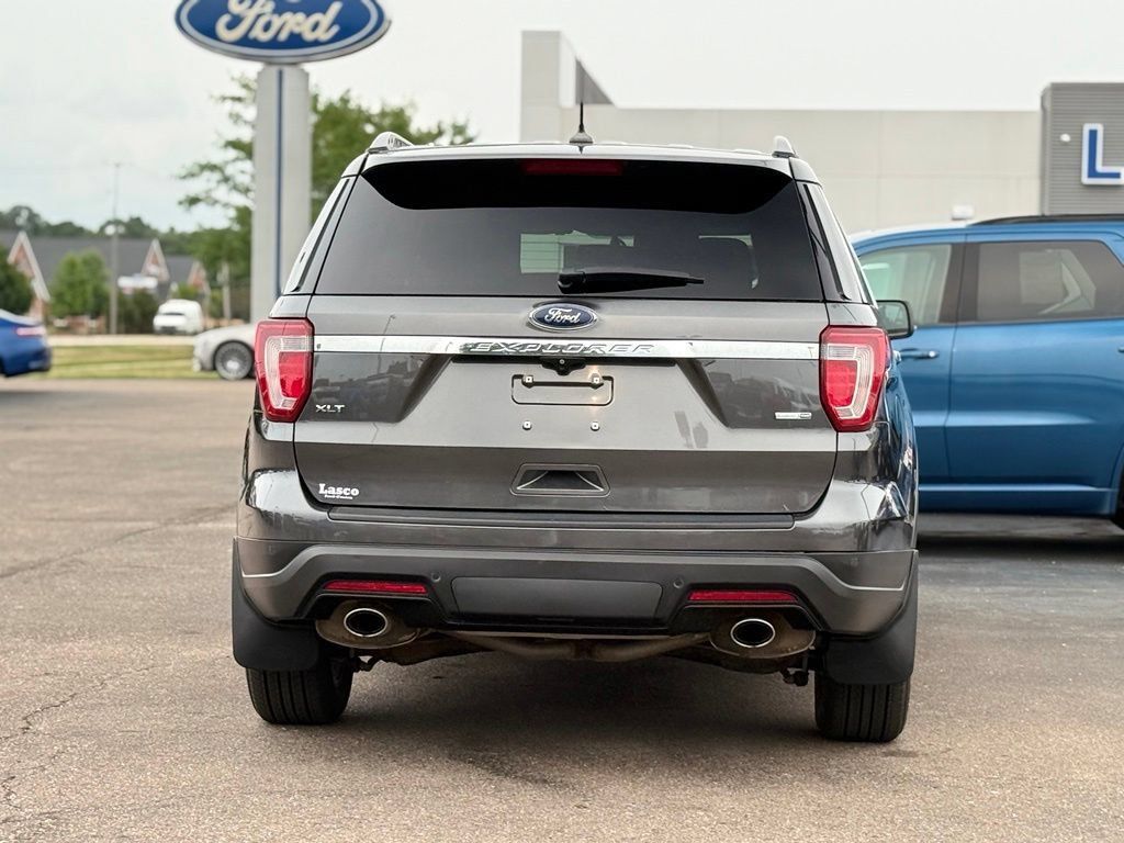 Used 2019 Ford Explorer XLT AWD/4WD image 37