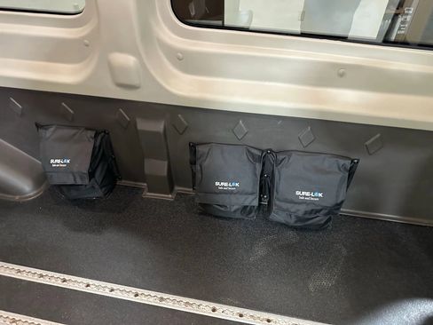 Used 2019 Ford Transit 250 148 Medium Roof image 33