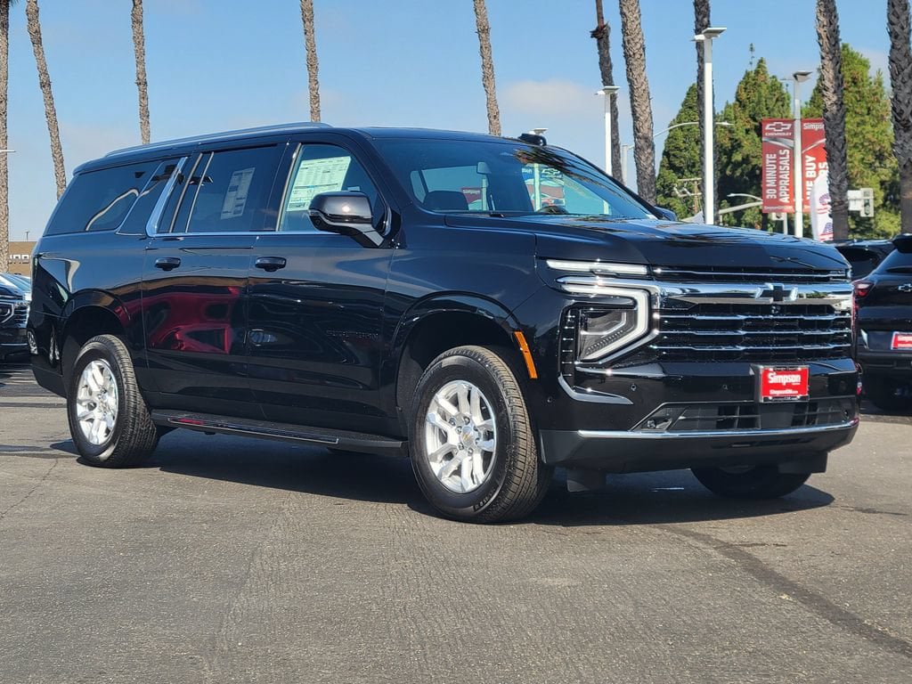 New 2026 Chevrolet Suburban LT w/ Comfort Package AWD/4WD image 31