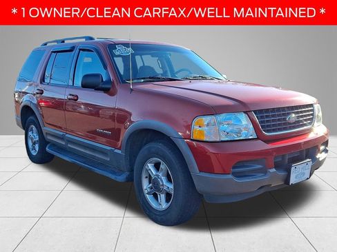 Used 2002 Ford Explorer XLT image 3
