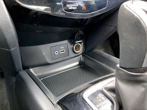 Used 2019 Nissan Rogue S w/ Special Edition Package image 33