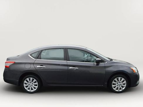 Used 2015 Nissan Sentra SV image 10