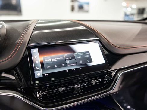 New 2026 Aston Martin DBX 707 image 28