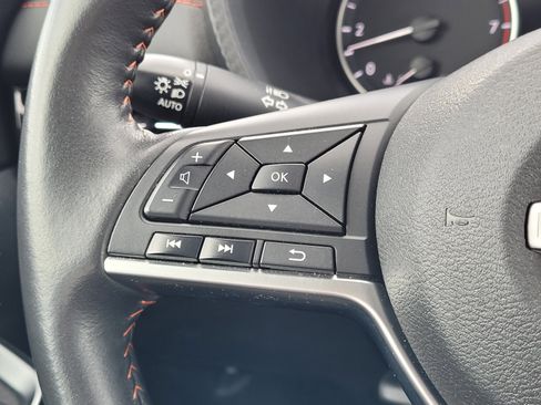 Used 2024 Nissan Sentra SR w/ SR Premium Package FWD image 14