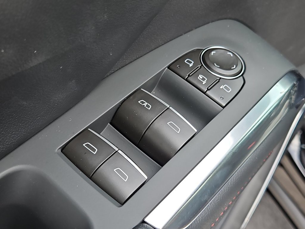 New 2026 Chevrolet Traverse RS FWD image 15