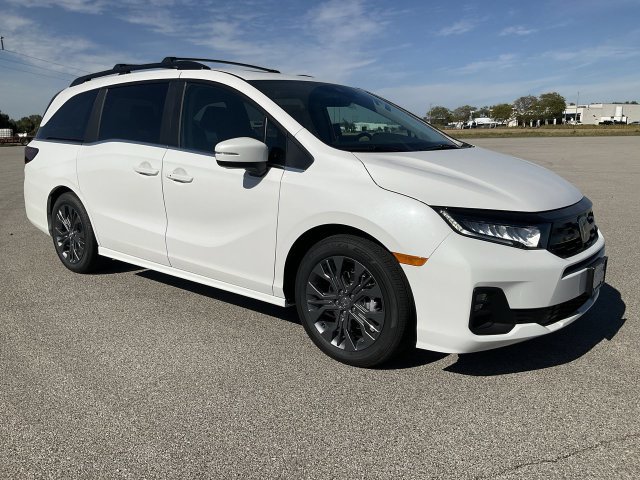 New 2027 Honda Odyssey Touring image 12