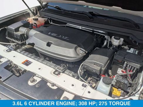 Used 2022 Chevrolet Colorado Z71 w/ Safety Package AWD/4WD image 29