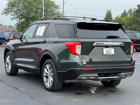 Certified 2024 Ford Explorer XLT AWD/4WD image 13