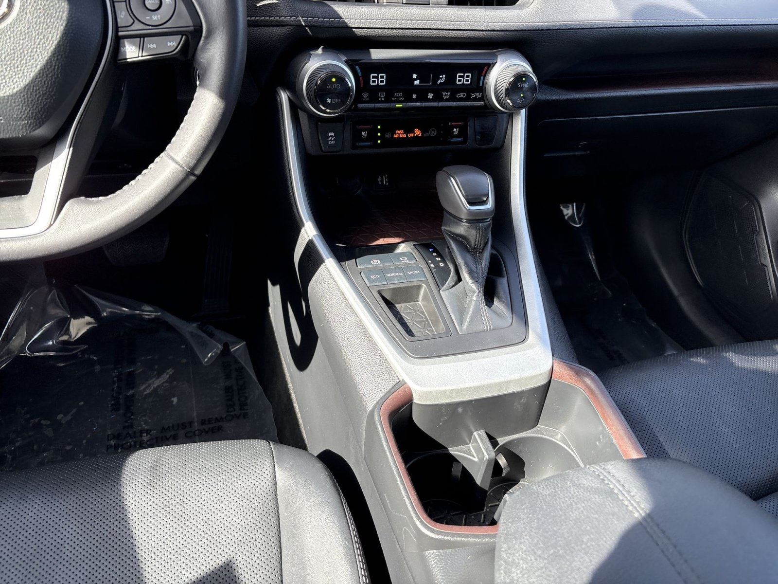 Used 2023 Toyota RAV4 Limited FWD image 23