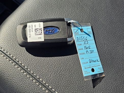 New 2025 Ford F350 Lariat w/ Lariat Ultimate Package image 34