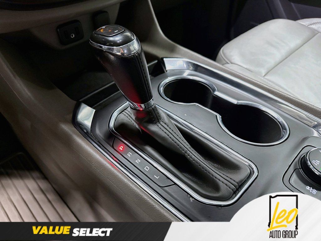 Used 2018 Chevrolet Traverse LT AWD/4WD image 19