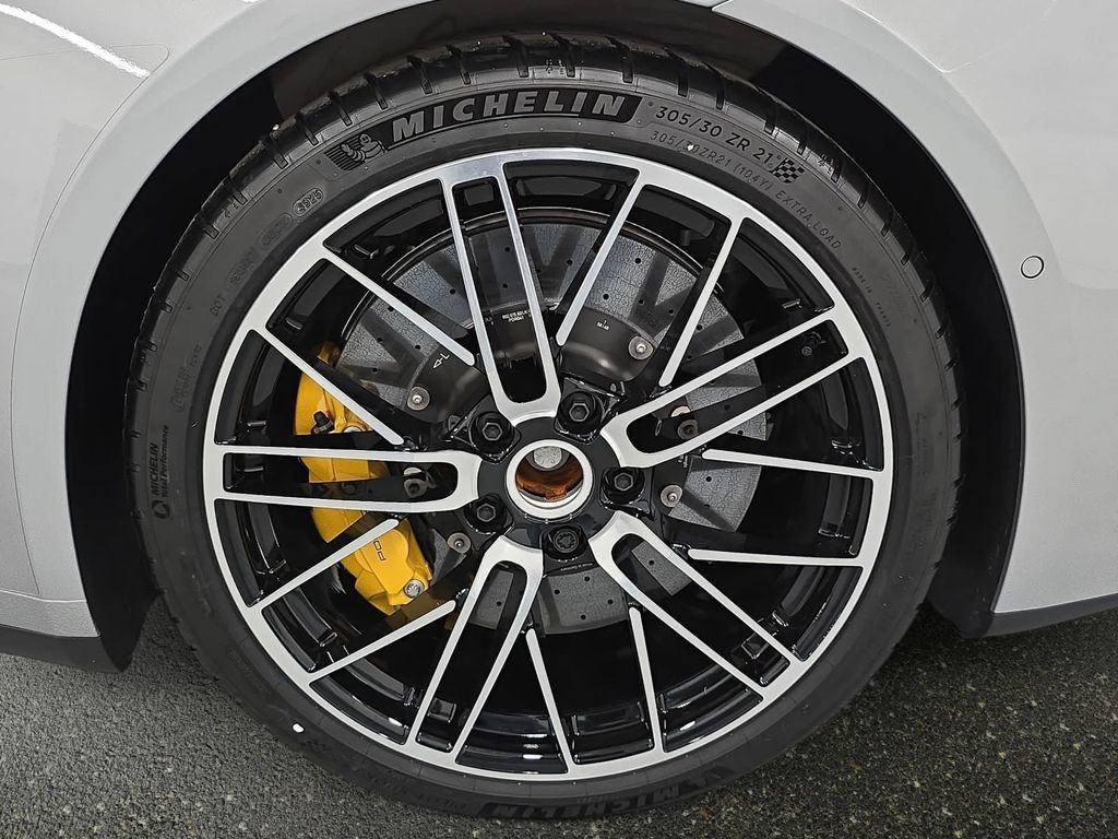 Certified 2026 Porsche 911 Carrera S RWD image 28