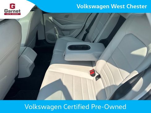 Used 2023 Volkswagen Jetta SE FWD image 31