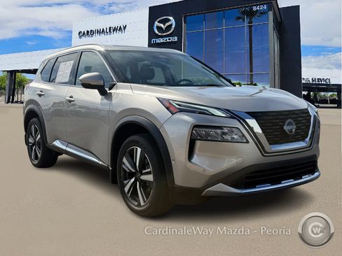 Used 2023 Nissan Rogue Platinum image 11