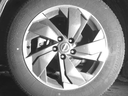 Used 2024 Nissan Rogue SV AWD/4WD image 12