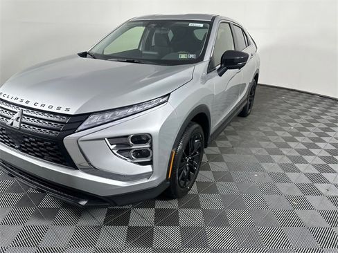New 2025 Mitsubishi Eclipse Cross LE image 2