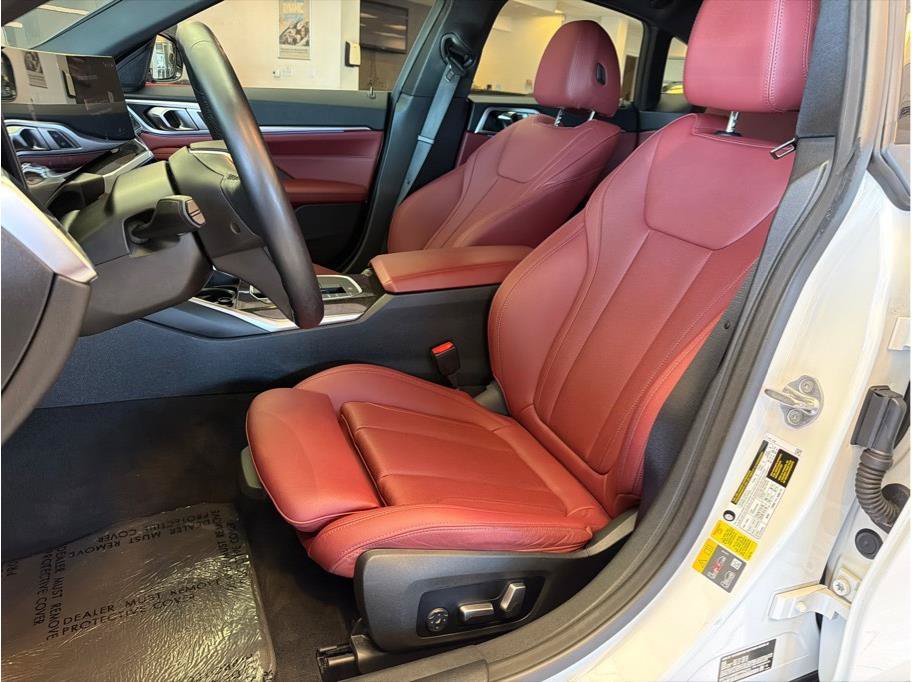 Used 2023 BMW i4 eDrive35 w/ Premium Package RWD image 11