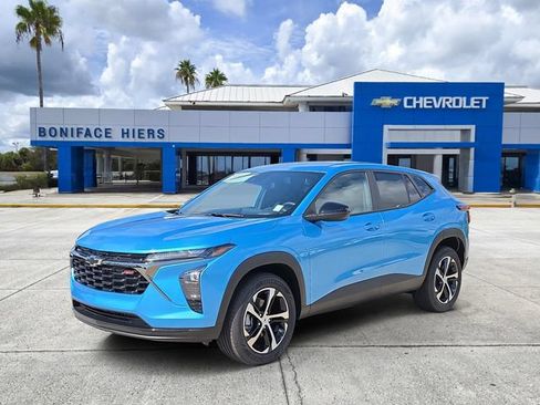 New 2026 Chevrolet Trax RS FWD image 2