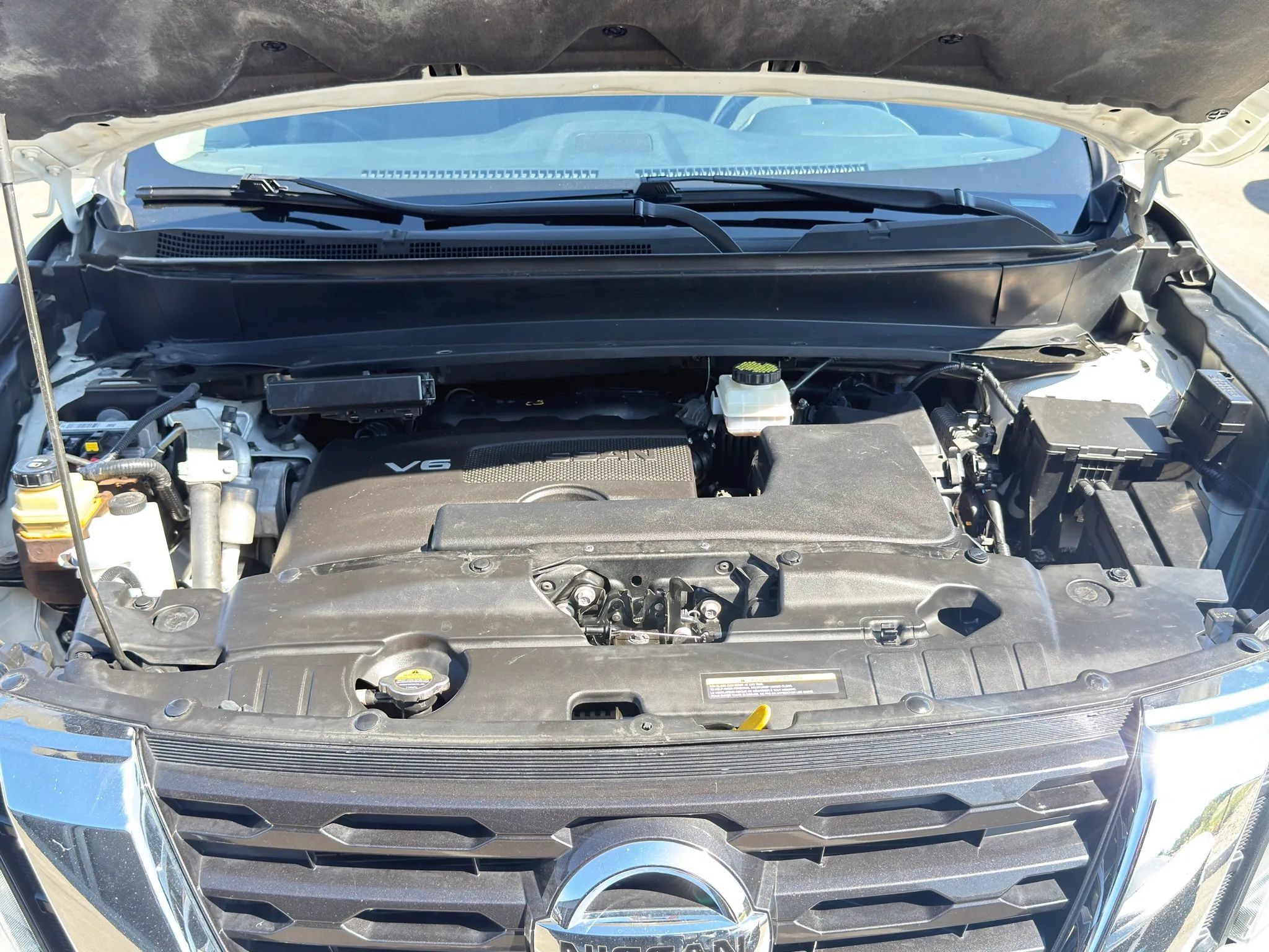 Used 2020 Nissan Pathfinder SV AWD/4WD image 18