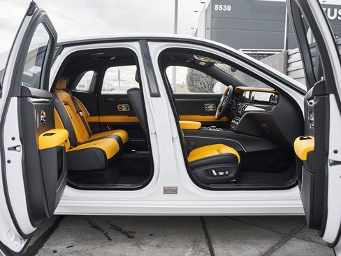 Used 2025 Rolls-Royce Ghost Black Badge image 23